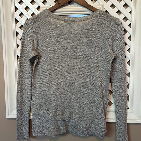 Sale! Beyond Yoga gray women’s top size XS silver sparkle asymmetrical - Picture 4 of 6